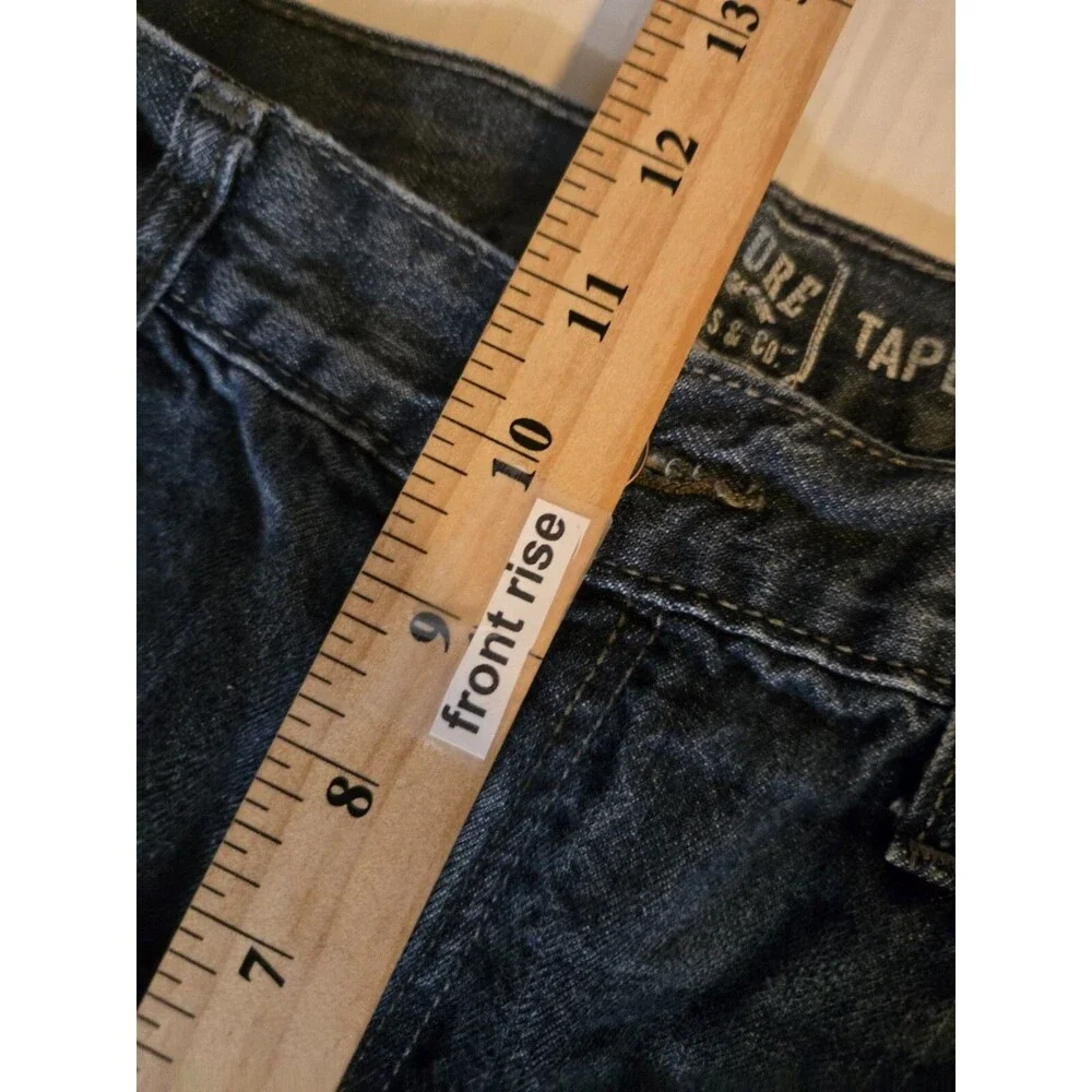 Levi Strauss Jeans Signature Series Taper 36x30 Lightly Distressed